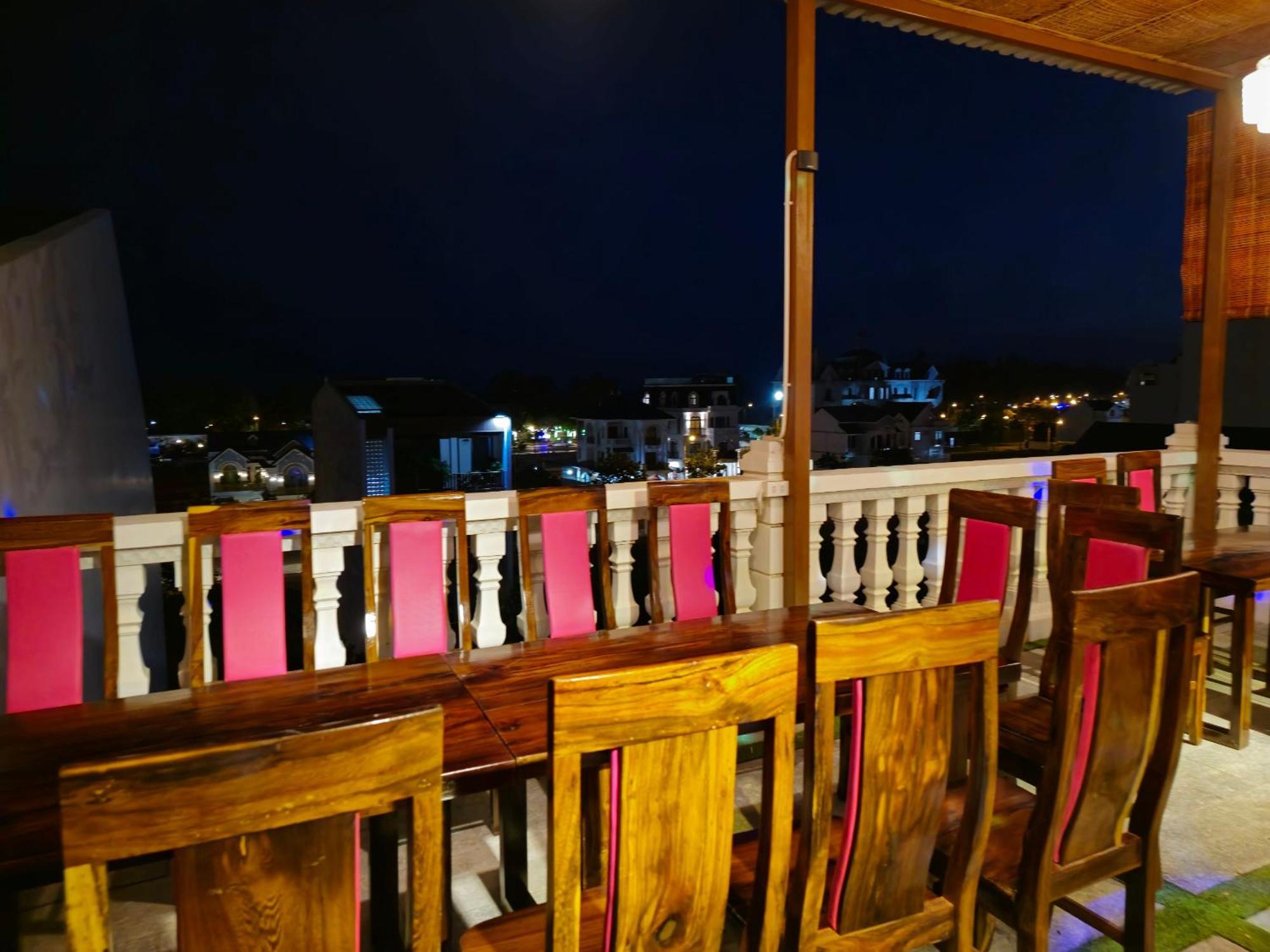 Queen Sea Hotel Phan Thiết Buitenkant foto